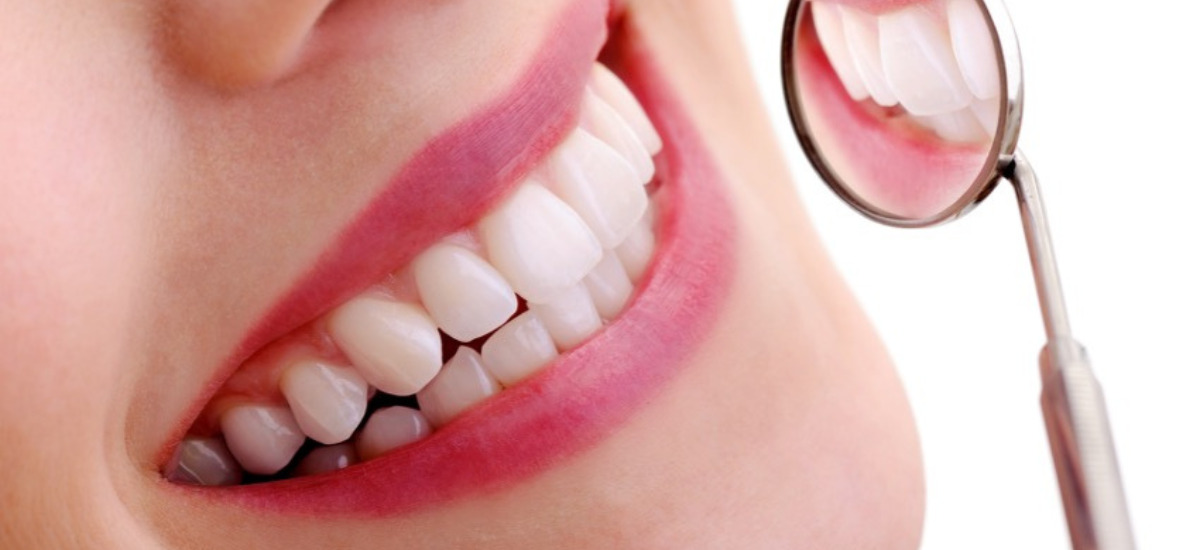 審美歯科セラミック治療とは？〜美しさと機能性を兼ね備えた選択〜